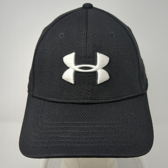 Under Armour Fitted Baseball Cap Black Large Embroidered Vented Holes 6 Panel - Picture 2 of 9